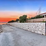 Seaside Luxury With A Swimming Pool Cove Siroka, Ciovo - 11749 تروغير