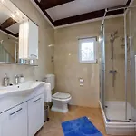 Seaside Luxury With A Swimming Pool Cove Siroka, Ciovo - 11749 فيلة تروغير