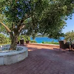 فيلة Seaside Luxury With A Swimming Pool Cove Siroka, Ciovo - 11749 تروغير