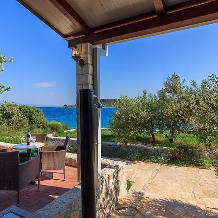 Seaside Luxury With A Swimming Pool Cove Siroka, Ciovo - 11749 Трогір