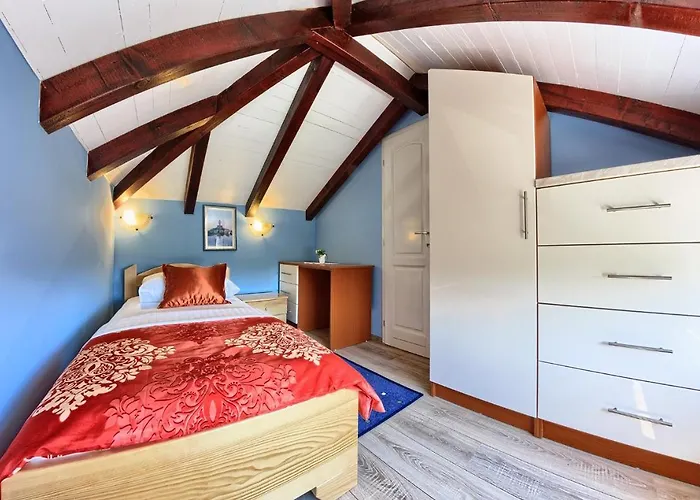 Seaside Luxury With A Swimming Pool Cove Siroka, Ciovo - 11749 Trogir