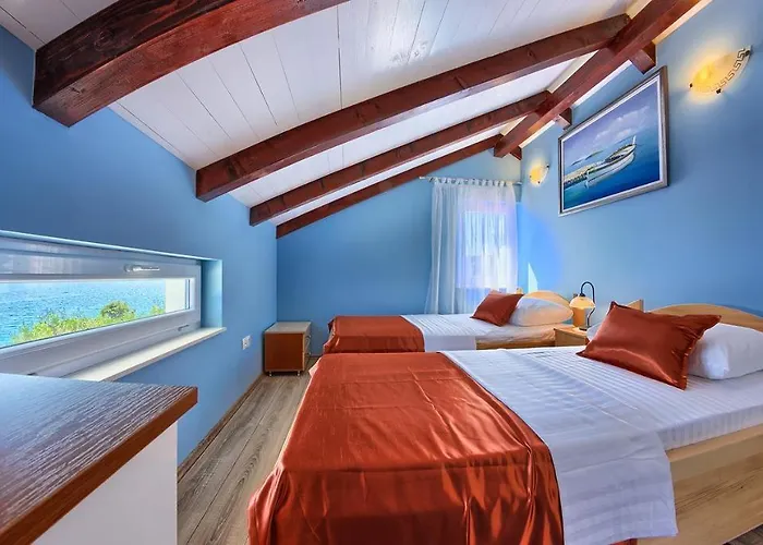 Seaside Luxury With A Swimming Pool Cove Siroka, Ciovo - 11749 Villa *